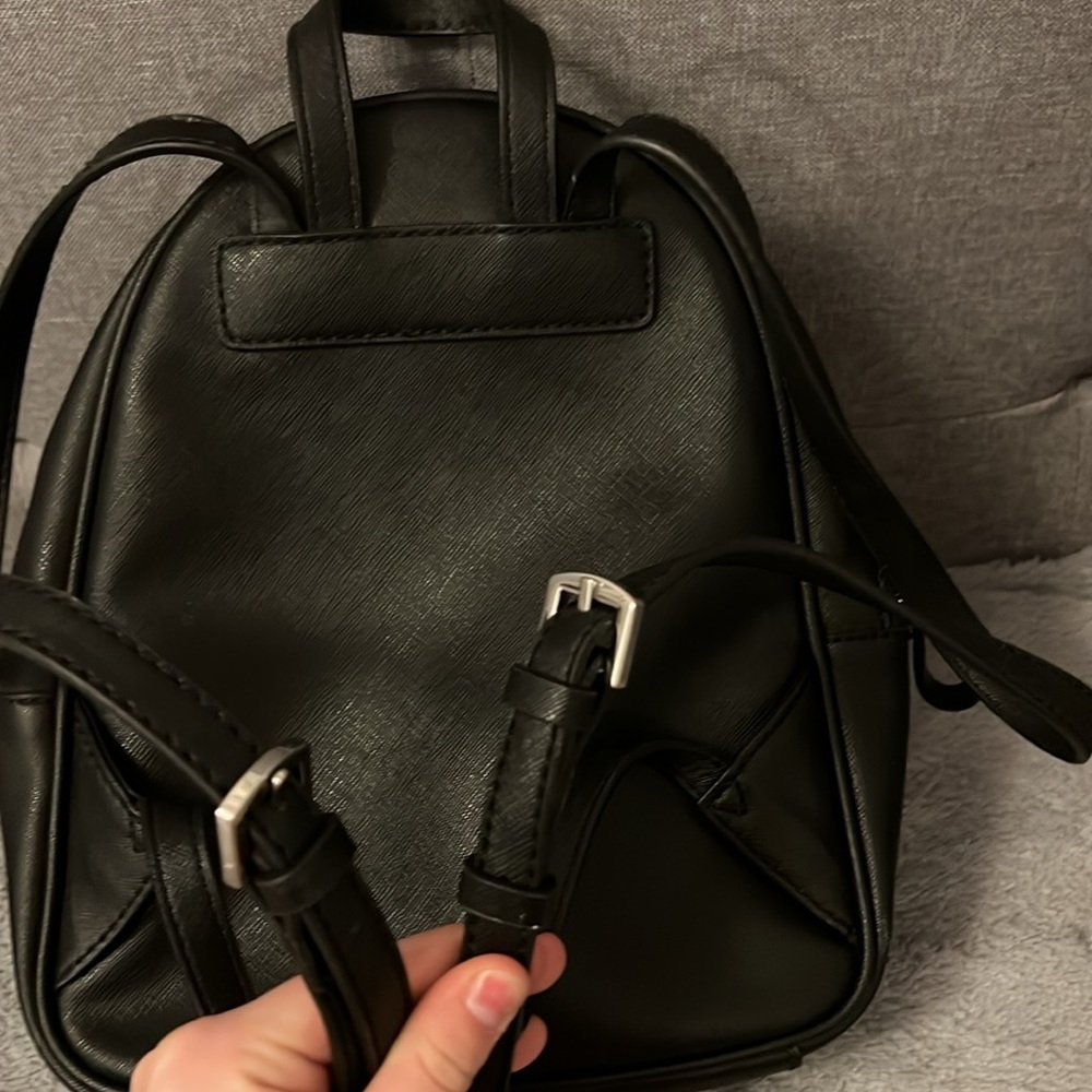 GUESS? mini backpack. New - Picture 2 of 4